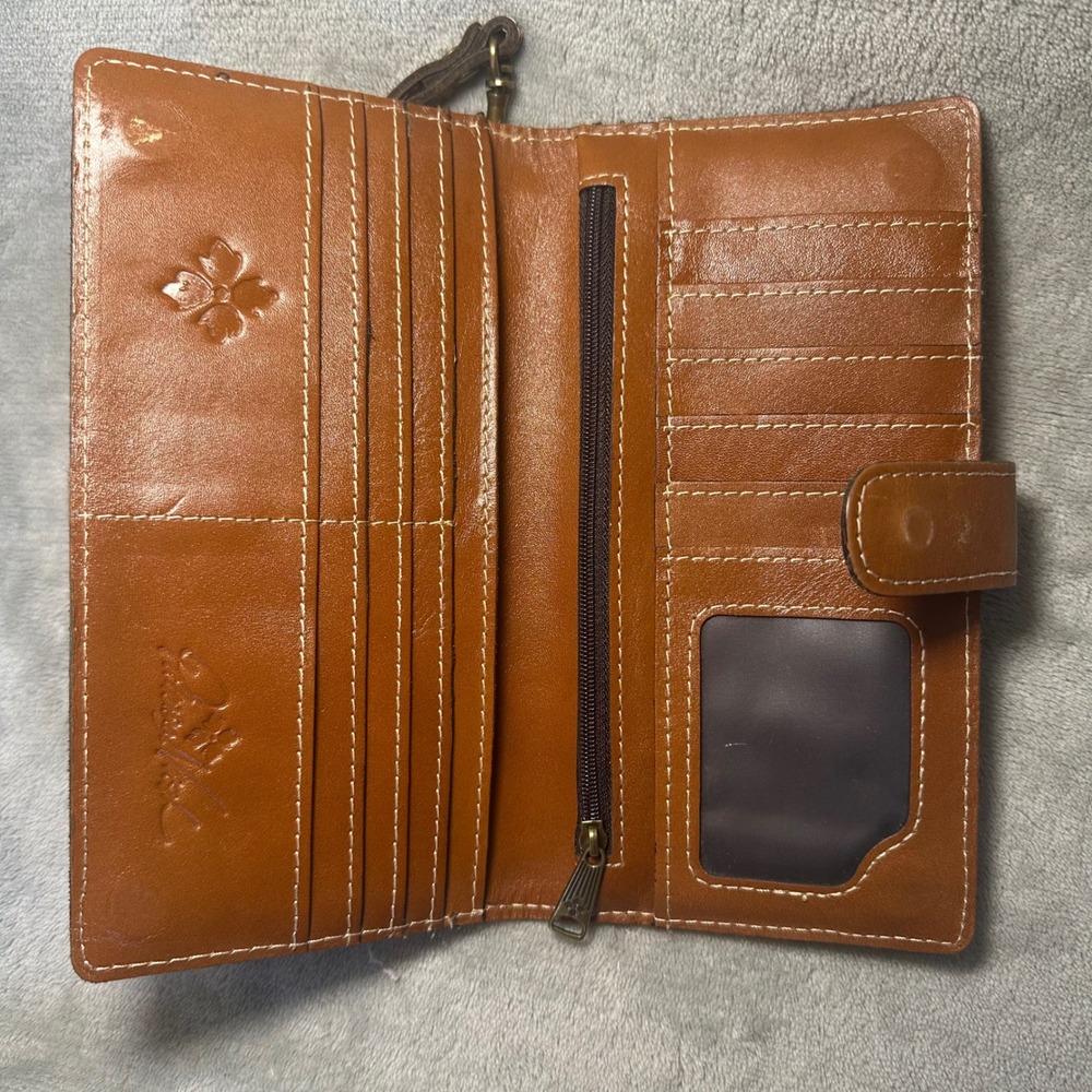 Patricia Nash Tan Brown Leather Bifold Wristlet Wallet Snap Closure Organizer - Picture 9 of 11